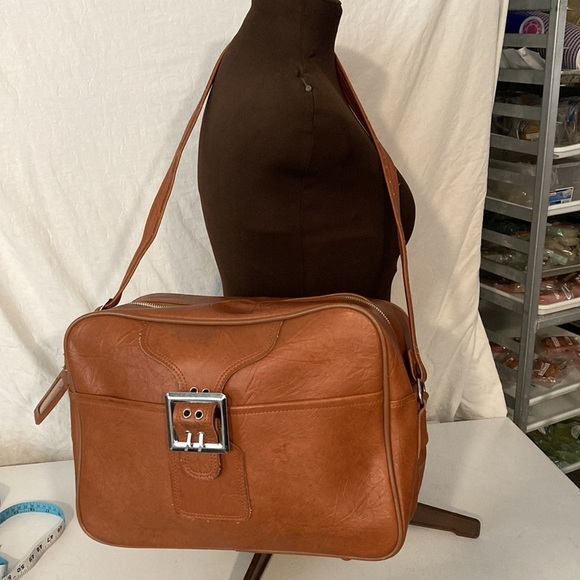 Unbranded Travel Tote Purse Silver Buckle Close and Luggage Tag made in Korea - Picture 2 of 16